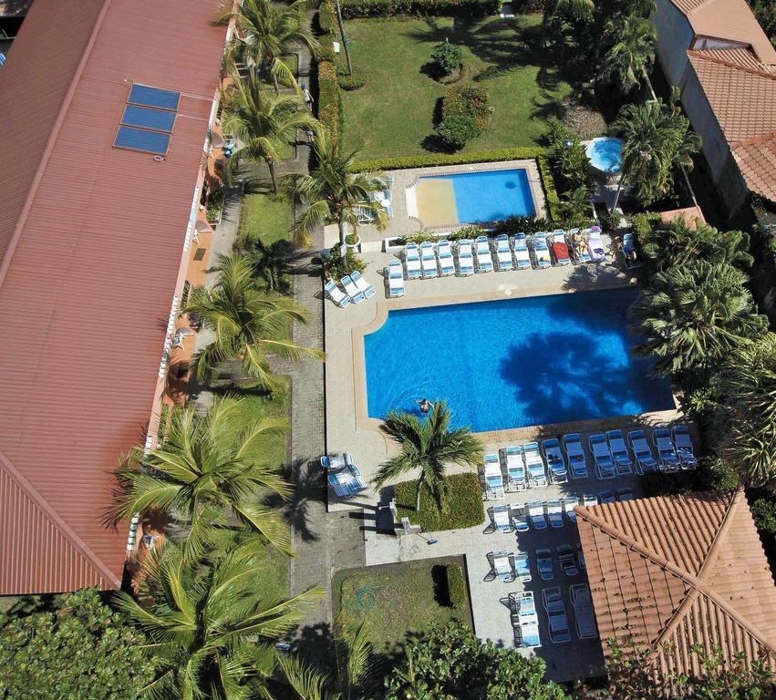 Apartotel Flamboyant Jaco Bagian luar foto